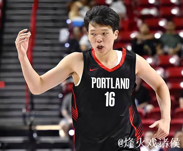 杨瀚森NBA生涯首次先发 开拓者不敌灰熊